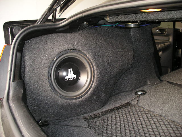 Audi a4 subwoofer sales box