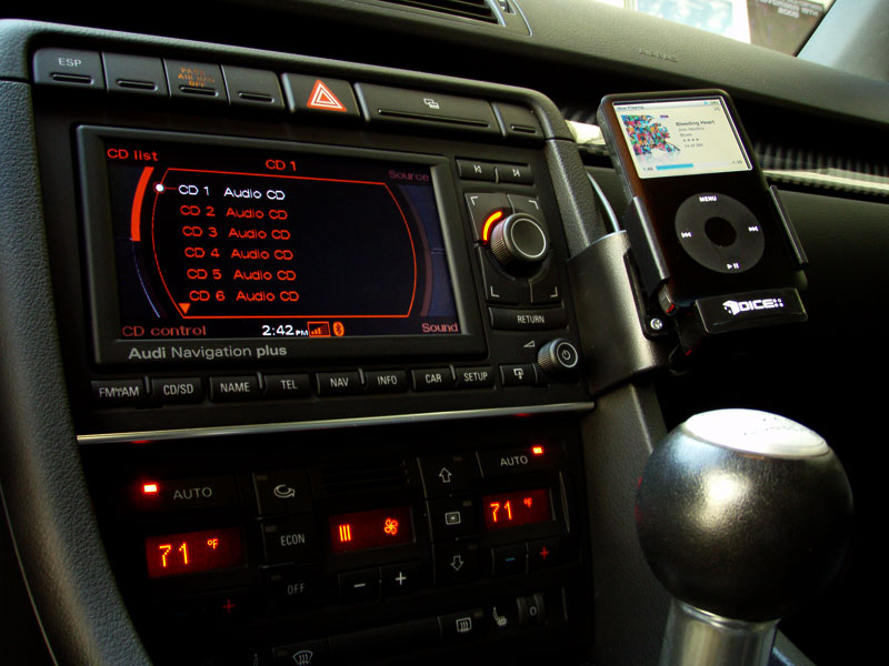 iPod Classic in an Audi S4