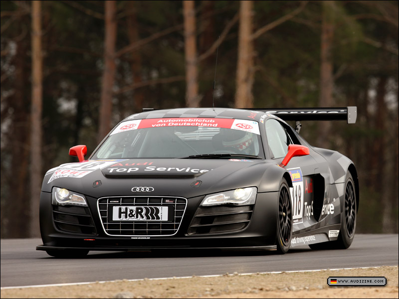 motorsport_012811_800_04
