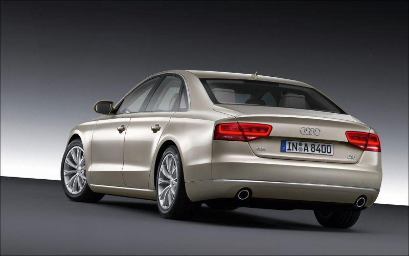Audi A8 - 1440x900